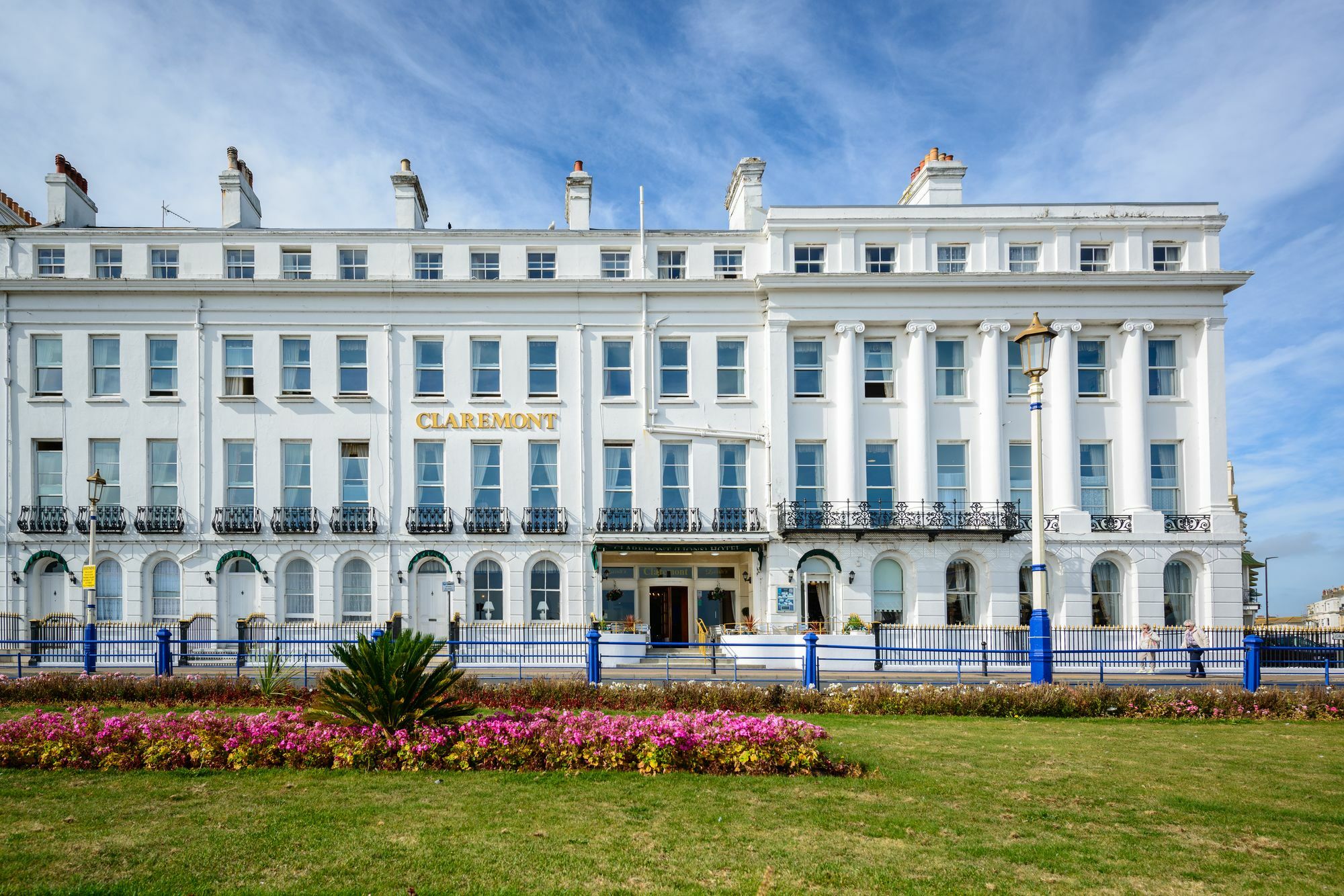 Claremont Lions Hotel Eastbourne Exterior photo