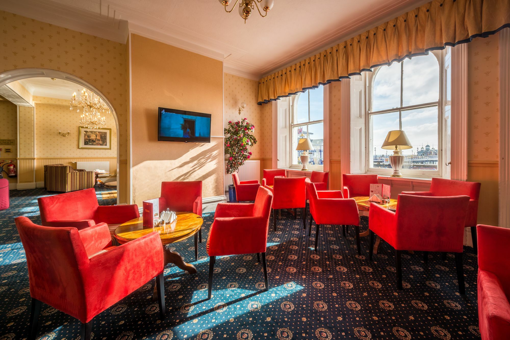 Claremont Lions Hotel Eastbourne Exterior photo